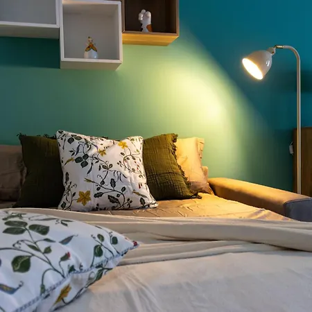 Bike Station - - Free Wifi *