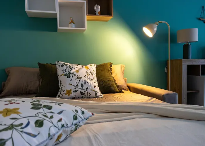 Bike Station - - Free Wifi *